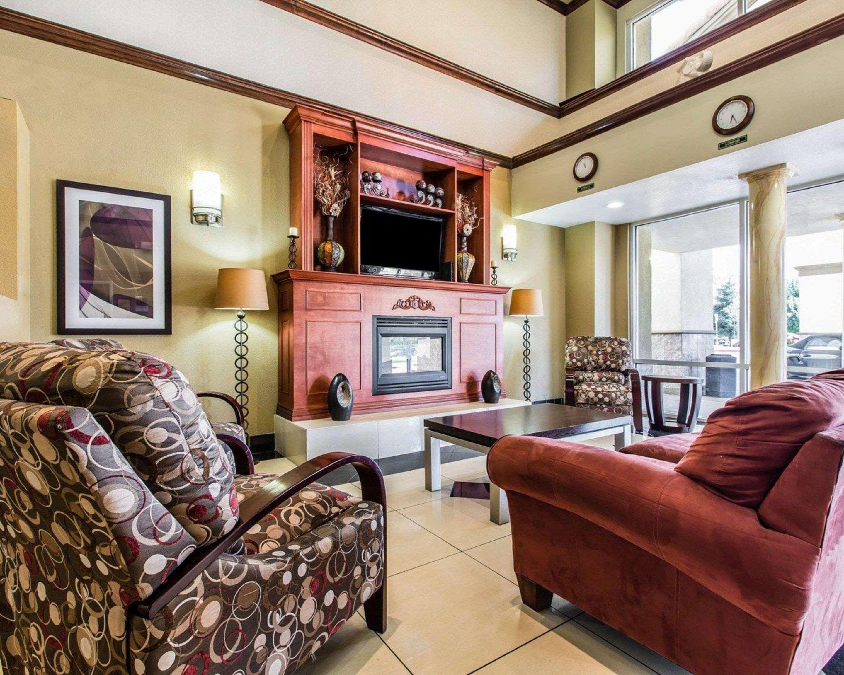 Comfort Suites Bakersfield Ngoại thất bức ảnh