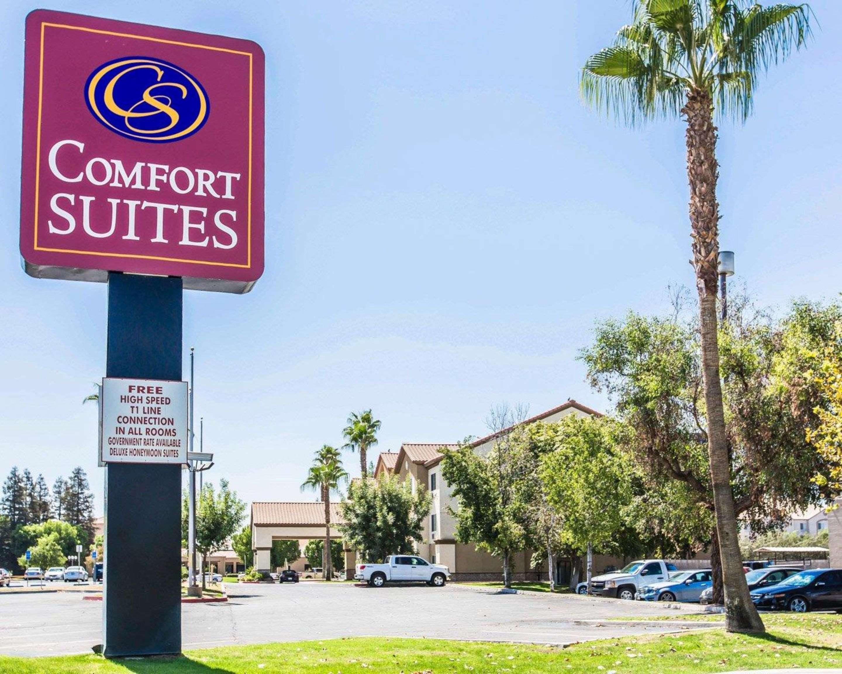 Comfort Suites Bakersfield Ngoại thất bức ảnh