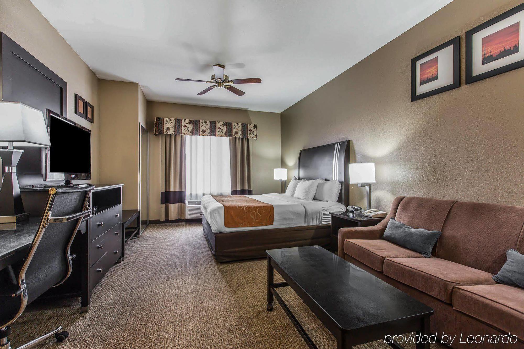 Comfort Suites Bakersfield Ngoại thất bức ảnh