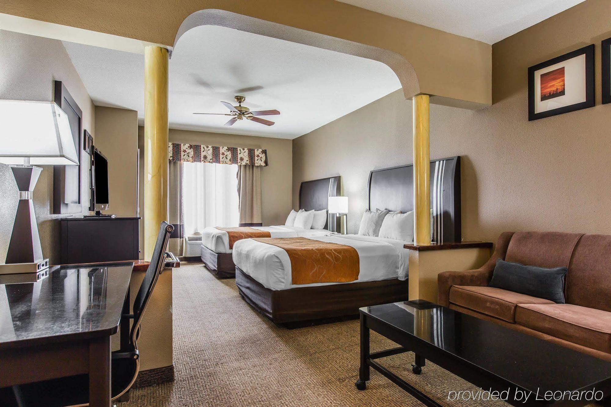 Comfort Suites Bakersfield Ngoại thất bức ảnh