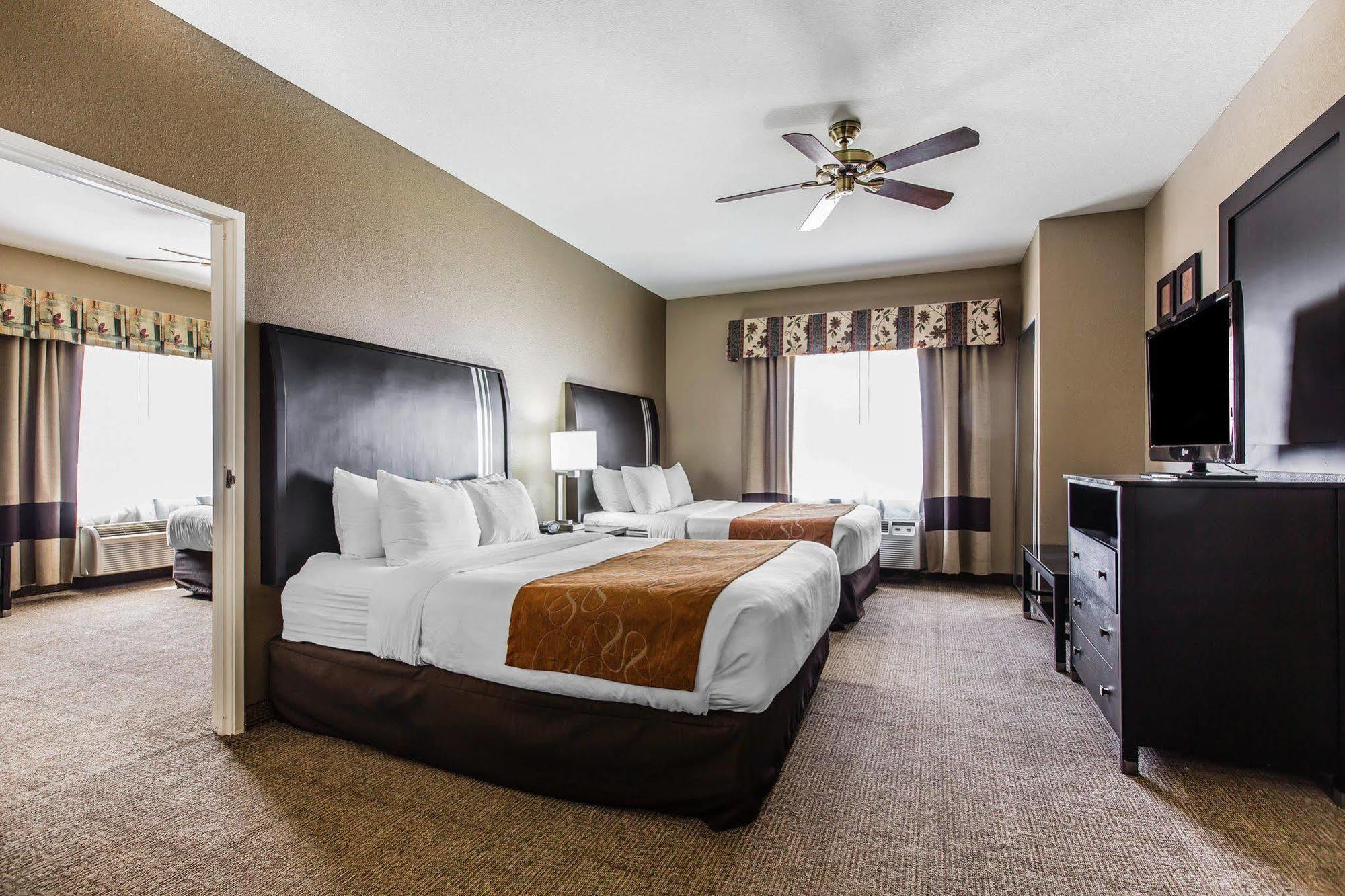 Comfort Suites Bakersfield Ngoại thất bức ảnh